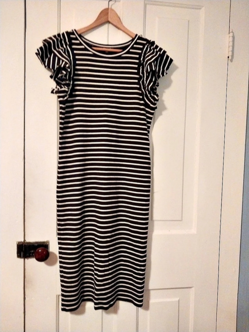 Express Striped Midi Dress in Black & White Size Large Like New